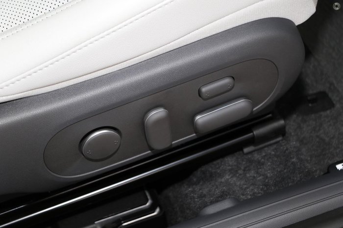 2025 Hyundai Kona Premium