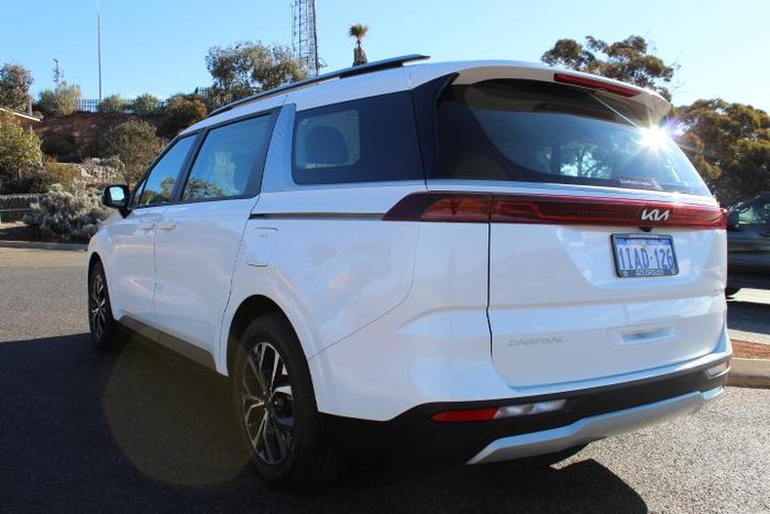 2023 Kia Carnival Si