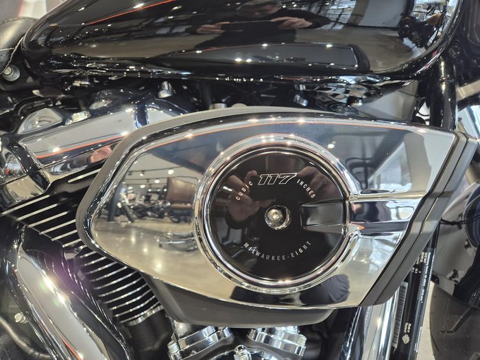 2025 Harley-Davidson Fat Boy 117 (FLFB) Softail Red