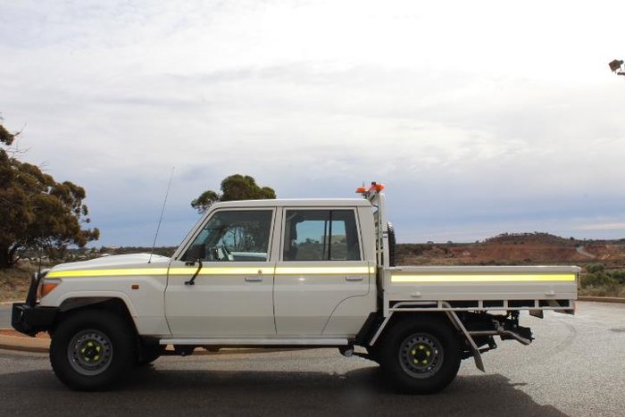 2022 Toyota Landcruiser Workmate