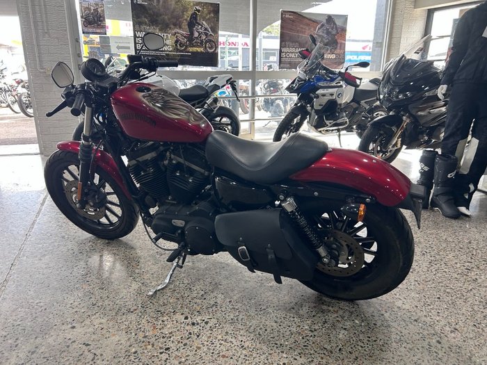 2011 Harley-Davidson XL883 IRON 883 RED