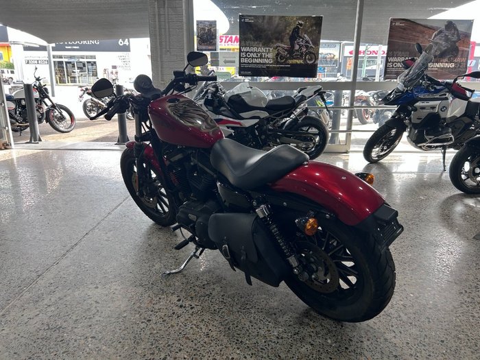 2011 Harley-Davidson XL883 IRON 883 RED