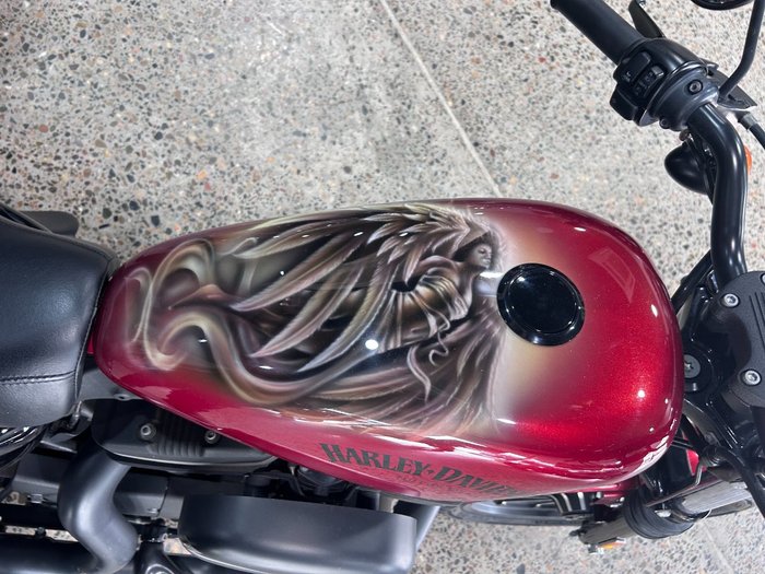 2011 Harley-Davidson XL883 IRON 883 RED