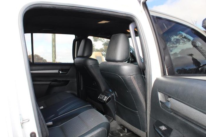 2020 Toyota Hilux Rugged X
