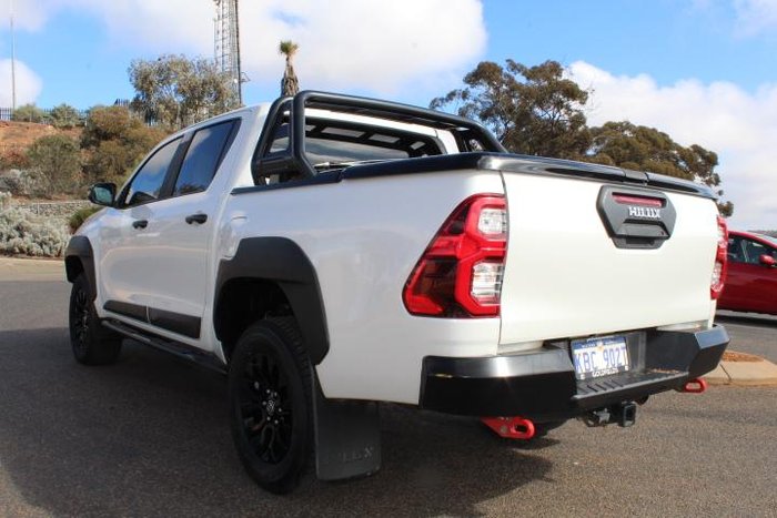 2020 Toyota Hilux Rugged X