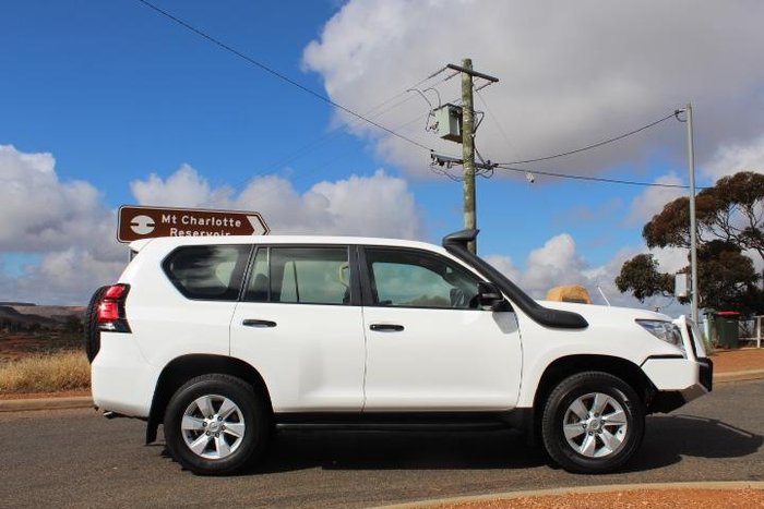2023 Toyota Landcruiser Prado GX