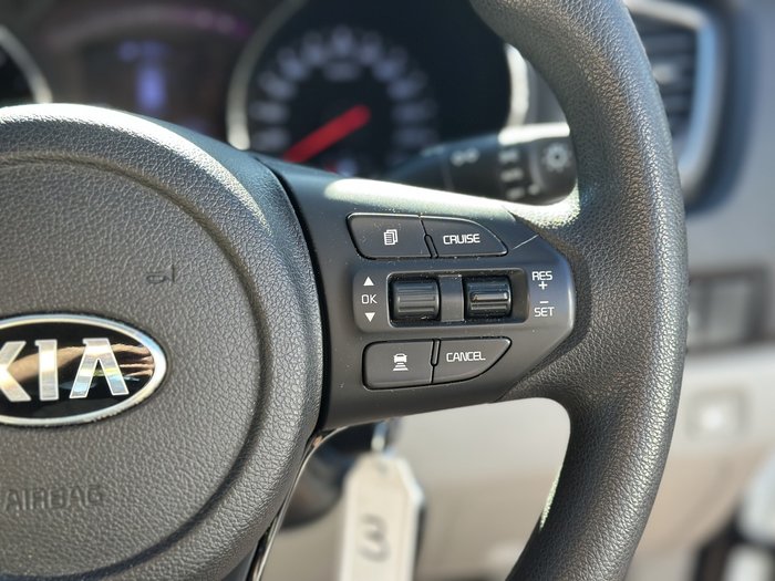 2019 Kia Carnival S