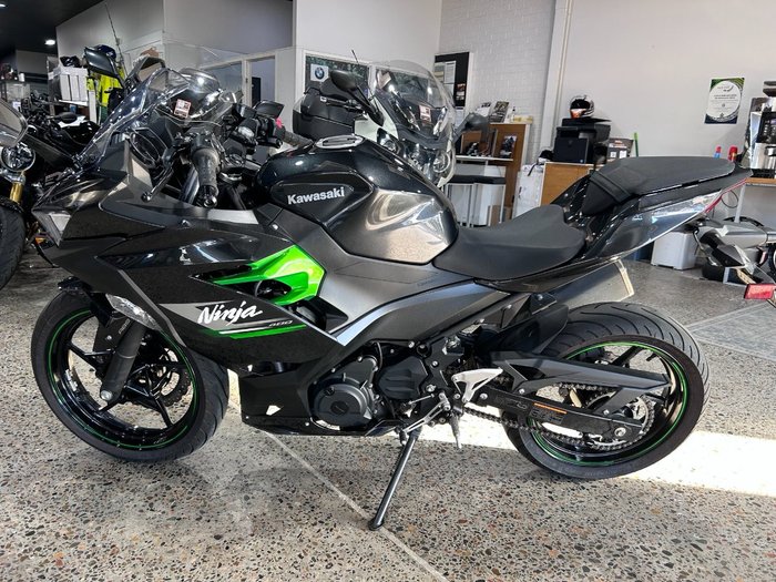 2023 Kawasaki NINJA 400 Black
