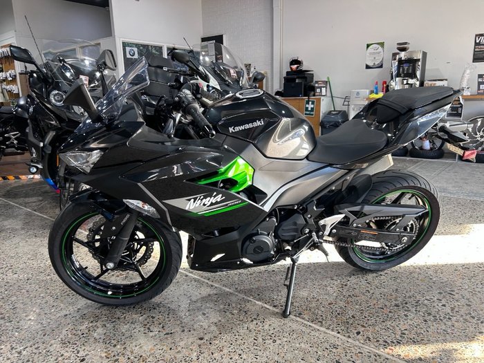 2023 Kawasaki NINJA 400 Black