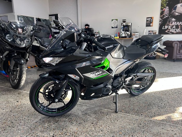 2023 Kawasaki NINJA 400 Black