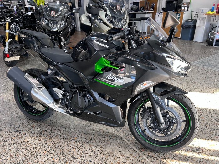 2023 Kawasaki NINJA 400 Black
