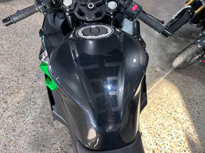 2023 Kawasaki NINJA 400 Black