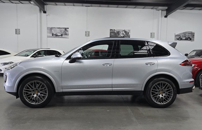 2017 Porsche Cayenne Diesel Platinum Edition 92A MY17 4X4 On Demand Rhodium Silver