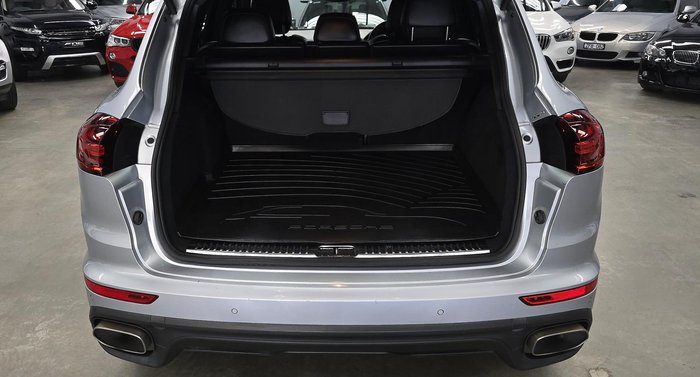 2017 Porsche Cayenne Diesel Platinum Edition 92A MY17 4X4 On Demand Rhodium Silver