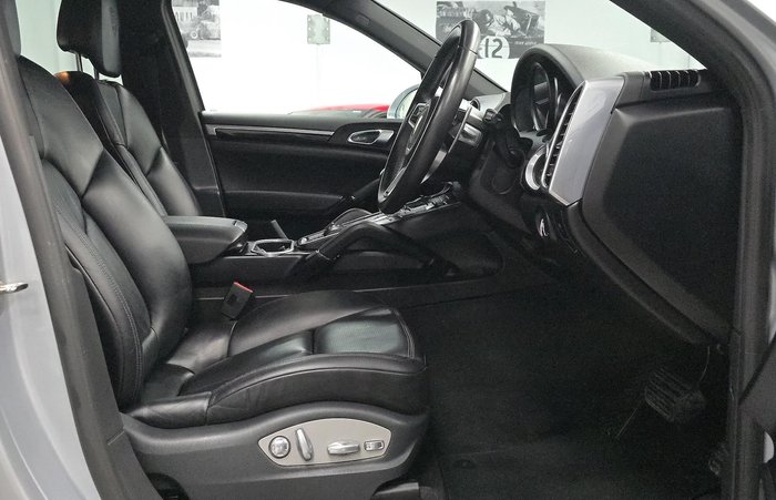 2017 Porsche Cayenne Diesel Platinum Edition 92A MY17 4X4 On Demand Rhodium Silver