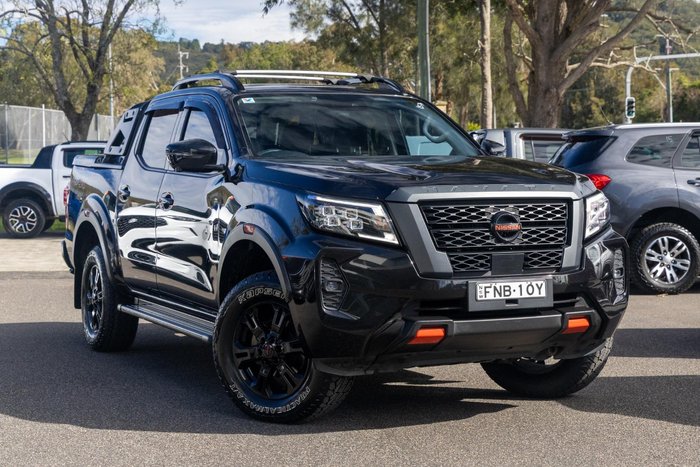 2021 Nissan Navara SL