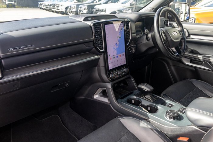 2022 Ford Everest Platinum
