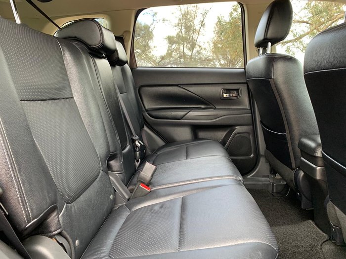 2016 Mitsubishi Outlander Exceed