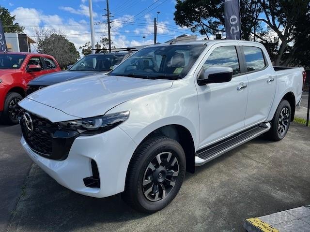 2024 Mazda BT-50 XTR
