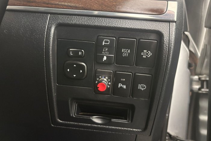 2017 Toyota Landcruiser VX