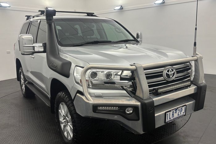 2017 Toyota Landcruiser VX