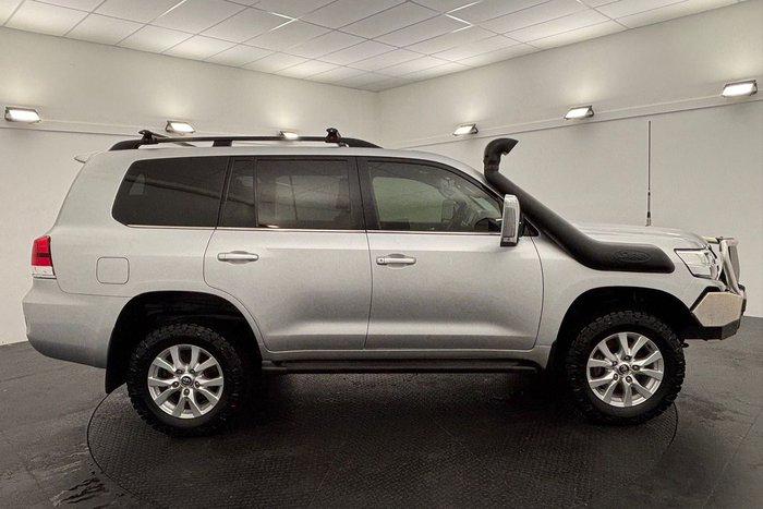 2017 Toyota Landcruiser VX