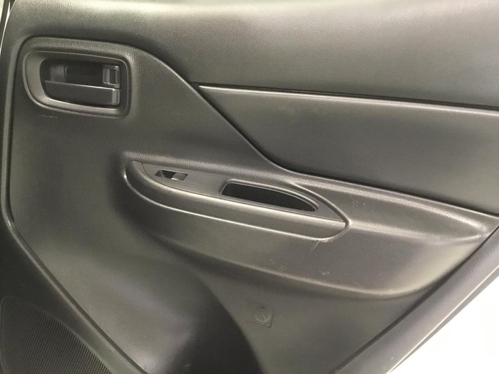 2020 Mitsubishi Triton GLX ADAS
