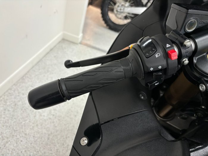 2019 Suzuki GSX1300RA (HAYABUSA) Black