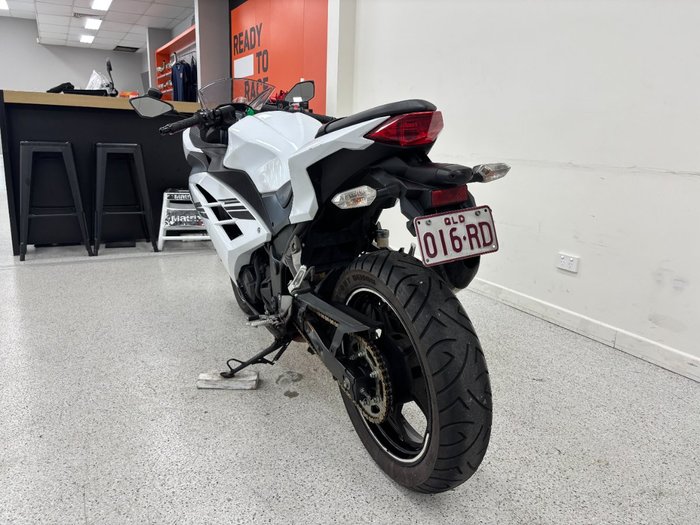 2017 Kawasaki NINJA 300 ABS White