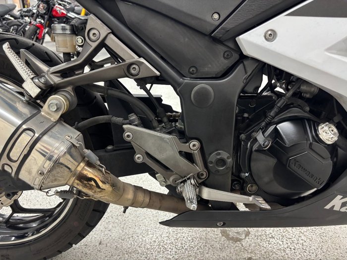 2017 Kawasaki NINJA 300 ABS White