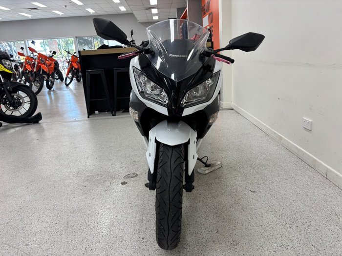 2017 Kawasaki NINJA 300 ABS White