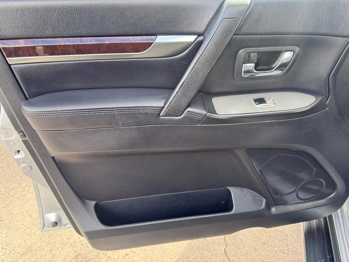 2011 Mitsubishi Pajero Exceed NT MY11 4X4 Cool Silver