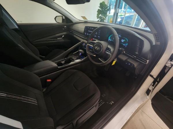 2025 Hyundai i30 Hybrid