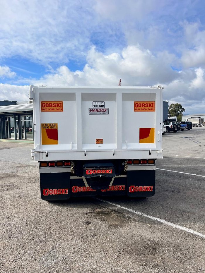 2024 Freightliner Cascadia 116 Tipper White