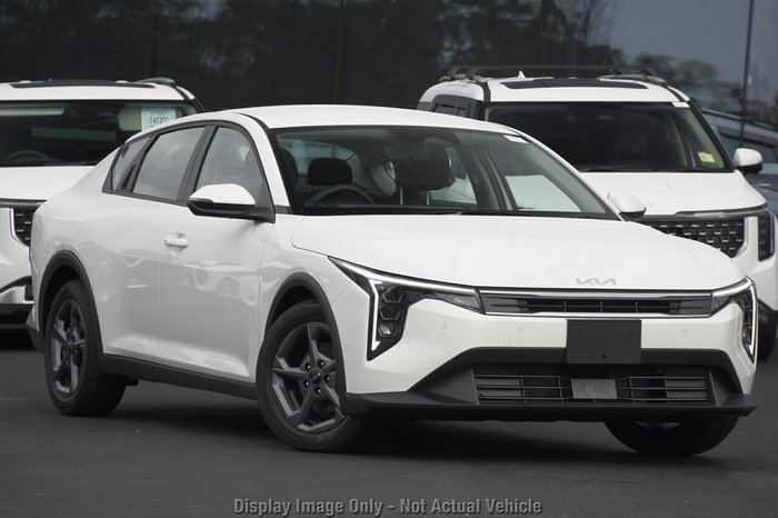 2025 Kia K4 S