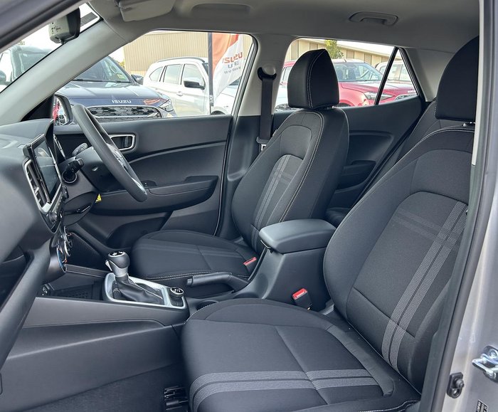 2025 Hyundai Venue QX.V5 MY26 Shimmering Silver