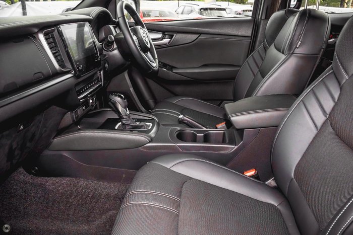 2025 Mazda BT-50 GT