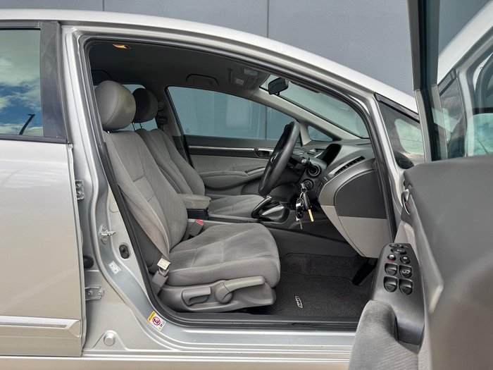 2010 Honda Civic VTi-L 8th Gen MY10 Alabaster Silver