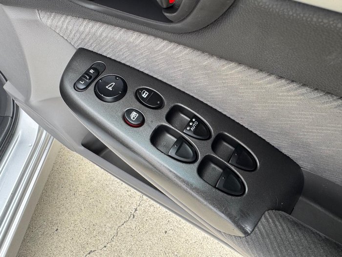 2010 Honda Civic VTi-L 8th Gen MY10 Alabaster Silver