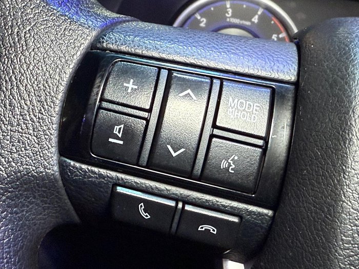 2018 Toyota Hilux SR
