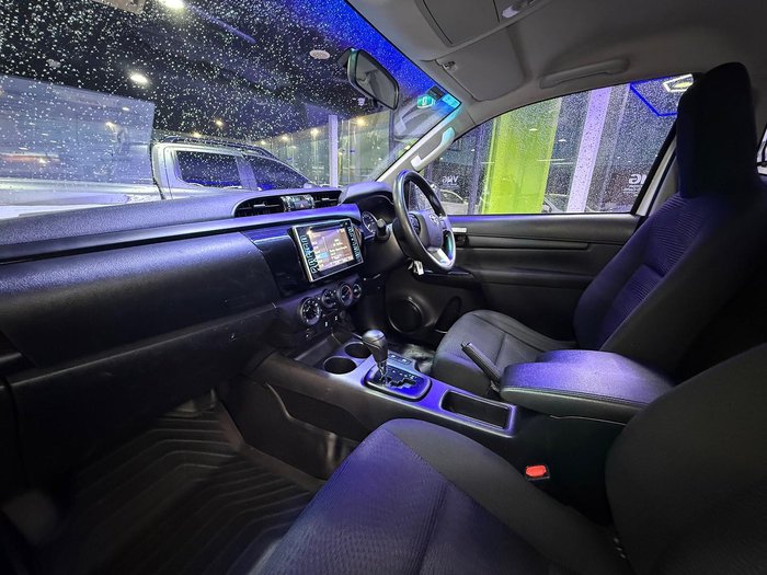2018 Toyota Hilux SR