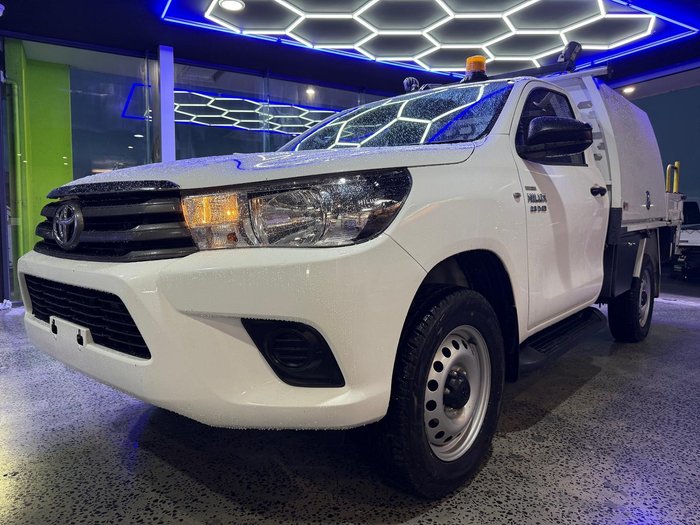 2018 Toyota Hilux SR