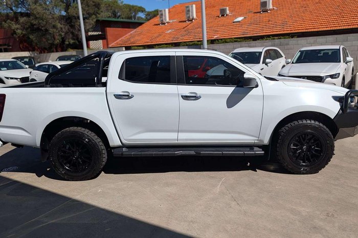 2025 Mazda BT-50 GT