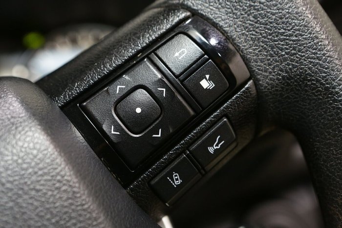 2024 Toyota Hilux SR