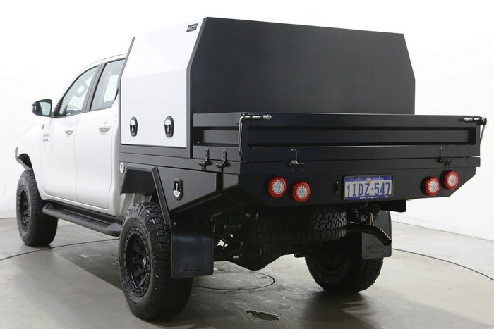 2024 Toyota Hilux SR