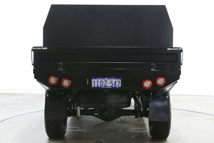 2024 Toyota Hilux SR