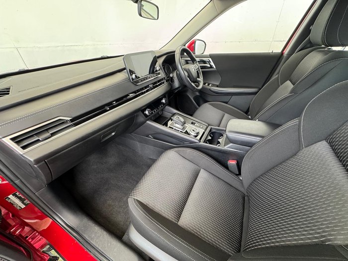 2022 Mitsubishi Outlander ES