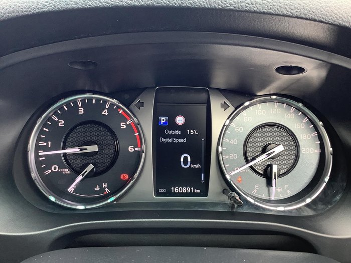 2021 Toyota Hilux SR5