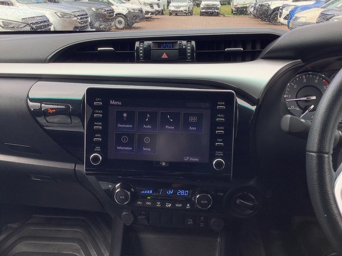2021 Toyota Hilux SR5