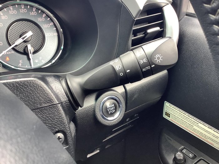 2021 Toyota Hilux SR5